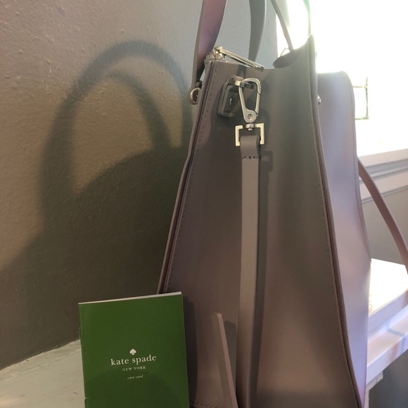 Authentic Kate Spade - Picture 3 of 4